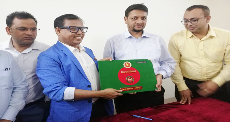 জেলা প্রশাসক হিসেবে গাজীপুরে যোগদান করেছেন এস. এম. তরিকুল ইসলাম