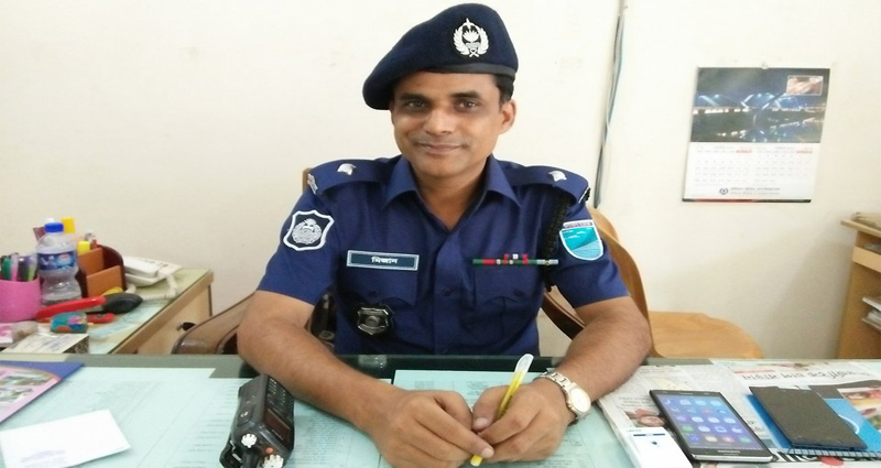 কালীগঞ্জ থেকে আবু বকরকে সরিয়ে ওসি হিসেবে এ কে এম মিজানুল হককে পদায়ন