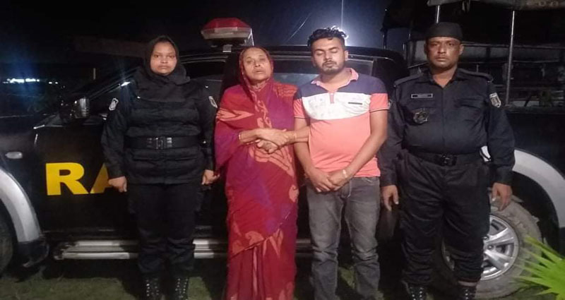 কালীগঞ্জে ইয়াবা-বিয়ারসহ আওয়ামী লীগ নেতারা স্ত্রী-ছেলে গ্রেপ্তার