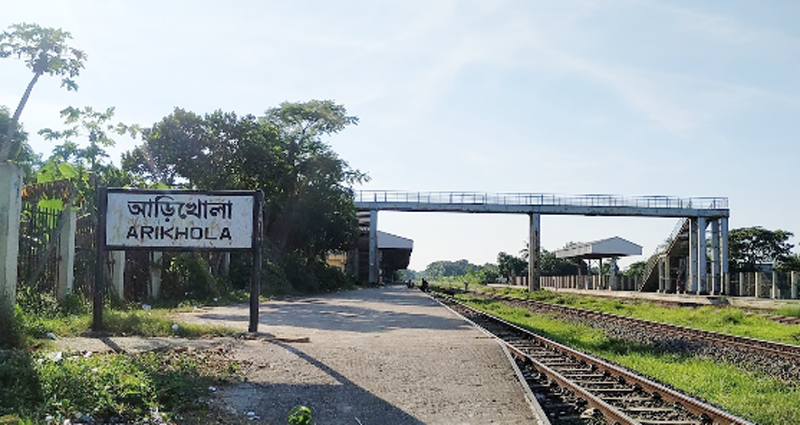 কালীগঞ্জে আন্তঃনগর ট্রেনের যাত্রাবিরতির দাবি, জরুরি ব্যবস্থা নিতে এমপি’র সুপারিশ