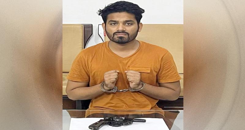 গাজীপুরের ছাত্রলীগ কর্মী রবিন অস্ত্রসহ গ্রেপ্তার