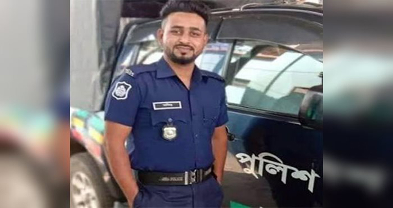 কালিয়াকৈরে বাসের ধাক্কায় এক পুলিশ সদস্য নিহত