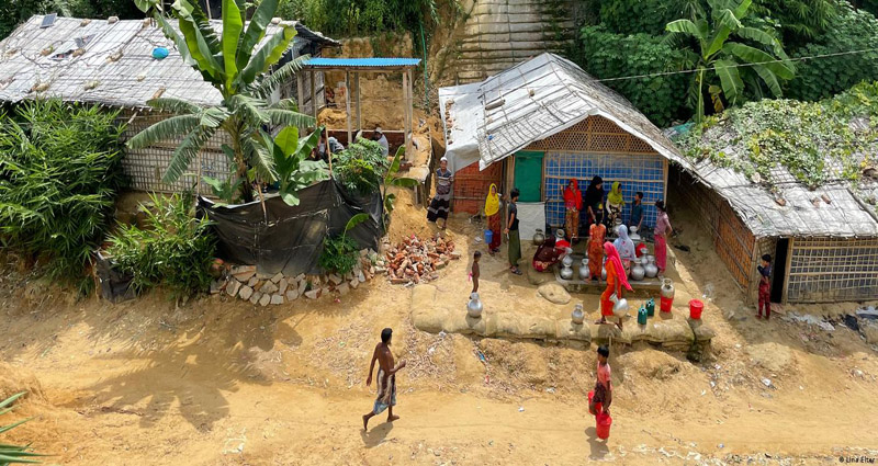 সীমান্তে রোহিঙ্গাদের চাপ বাড়ছে