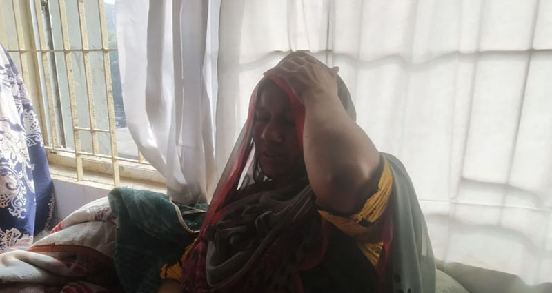 মামলা তুলে নিতে এসআই স্ত্রীকে পেটালেন পুলিশ পরিদর্শক!