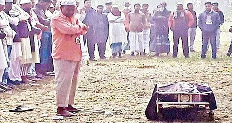 মায়ের জানাজায় ডান্ডাবেড়ি পরানো সংবিধানের লঙ্ঘন