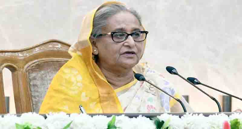 স্মার্ট বাংলাদেশ গড়তে নতুন চিন্তাধারার প্রয়োগ ঘটান: নবীন বিসিএস ক্যাডারদের প্রধানমন্ত্রী