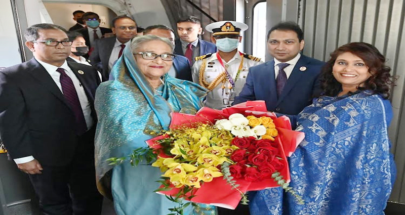 জাতিসংঘের সম্মেলনে যোগ দিতে দোহায় পৌঁছেছেন প্রধানমন্ত্রী