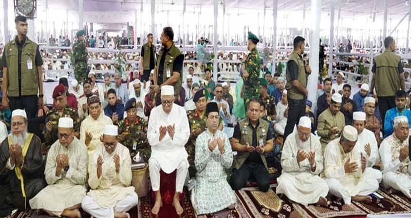 জাতীয় ঈদগাহে সর্বস্তরের মানুষের ঈদুল ফিতরের নামাজ আদায়