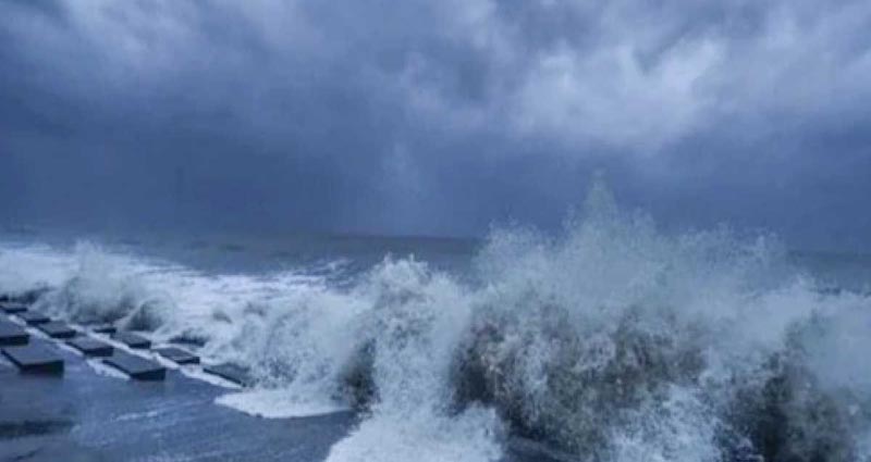 ঘূর্ণিঝড় মোখা: সাময়িকভাবে তলিয়ে যেতে পারে সেন্টমার্টিন