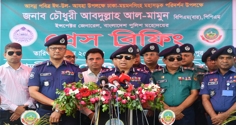 সুনির্দিষ্ট অভিযোগ ছাড়া পশুবাহী পরিবহণ থামালে কঠোর ব্যবস্থা নেয়া হবে: আইজিপি