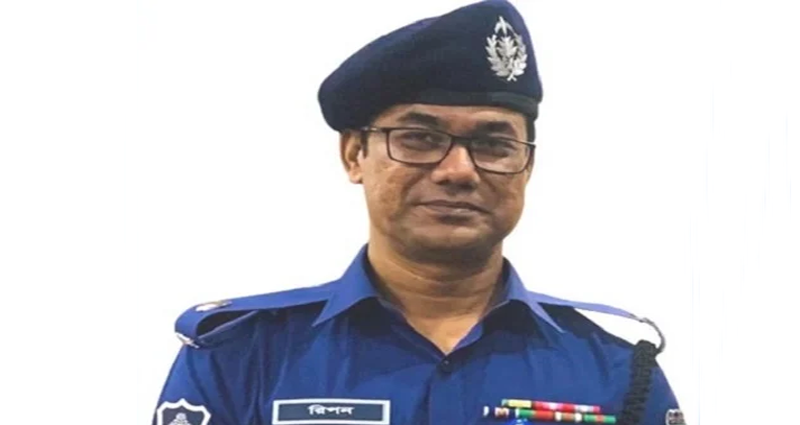 আলোচিত অতিরিক্ত পুলিশ সুপার রিপন কুমারকে বরখাস্ত
