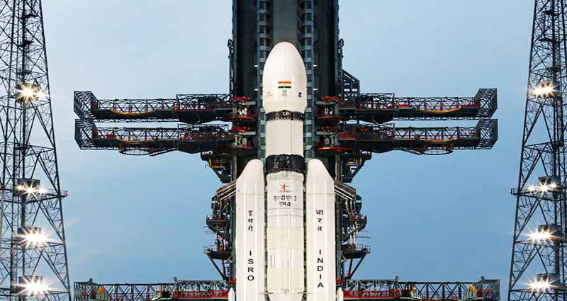 চাঁদে যাওয়ার লক্ষ্যে উৎক্ষেপণের অপেক্ষায় ভারতের চন্দ্রযান-৩