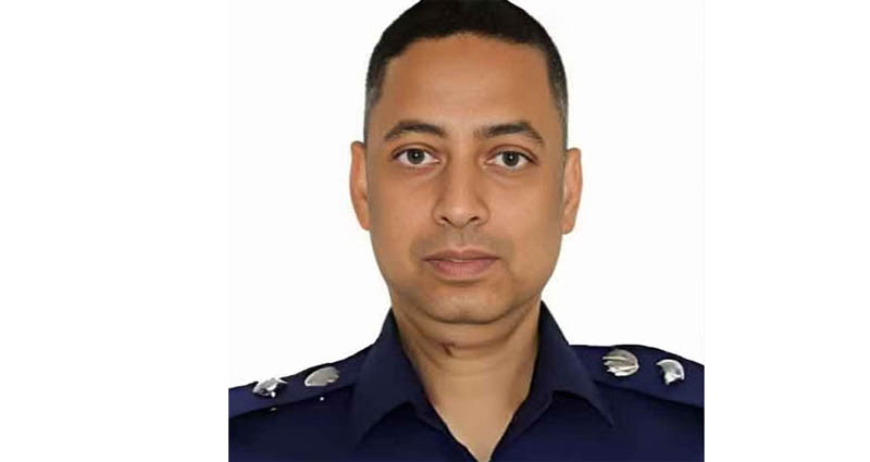 বেসরকারি প্রতিষ্ঠান দখলের চেষ্টা, বেতন কমলো পুলিশ সুপারের!