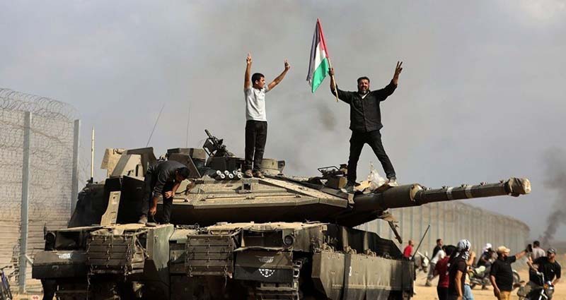 ফিলিস্তিনিদের হামলায় নিহত ইসরাইলির সংখ্যা বেড়ে ২০০, আহত ১১২০