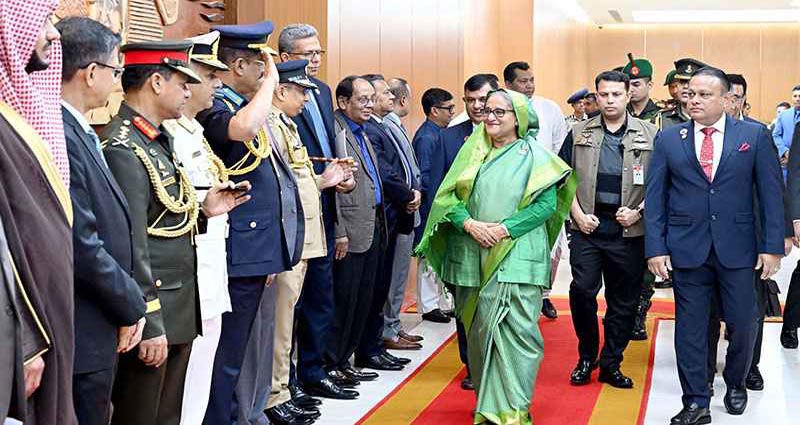 সৌদি আরবের উদ্দেশে ঢাকা ছেড়েছেন প্রধানমন্ত্রী