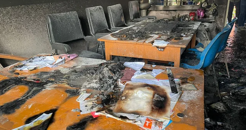 গাজীপুরে দুই ভোটকেন্দ্রসহ তিন স্কুলে আগুন দিয়েছে দুর্বৃত্তরা