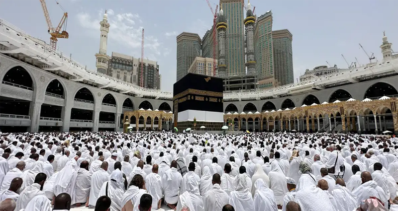 ৩ লাখের বেশি অবৈধ হজযাত্রীকে বের করে দিল সৌদি আরব