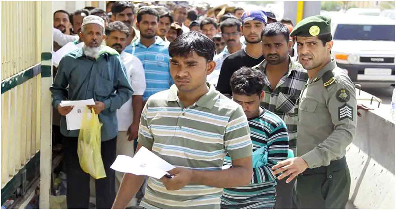 সৌদিতে ১৮ হাজার অবৈধ প্রবাসী গ্রেপ্তার