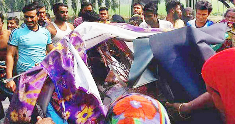ময়মনসিংহে বাস-অটোরিকশা সংঘর্ষে নিহত ৭