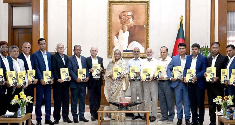 বঙ্গবন্ধু সংক্রান্ত গোপন নথি প্রকাশনা সংশ্লিষ্টদের সঙ্গে প্রধানমন্ত্রীর সাক্ষাৎ