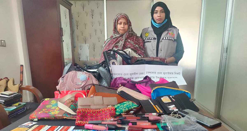 সাবেক যুগ্ম সচিবের মেয়ে ১২ বছরে চুরি করে ৮শ মোবাইল!