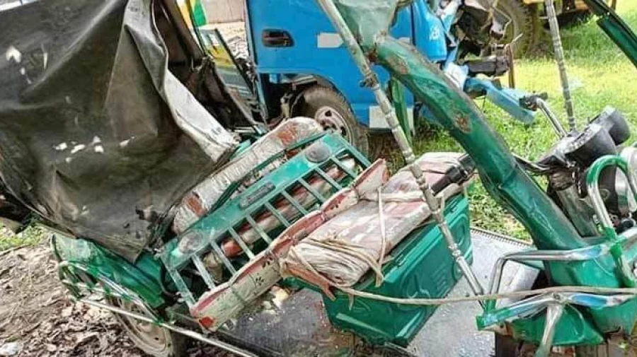 ময়মনসিংহে সড়ক দুর্ঘটনায় একই পরিবারের তিনজনসহ প্রাণ গেল ৮ জনের