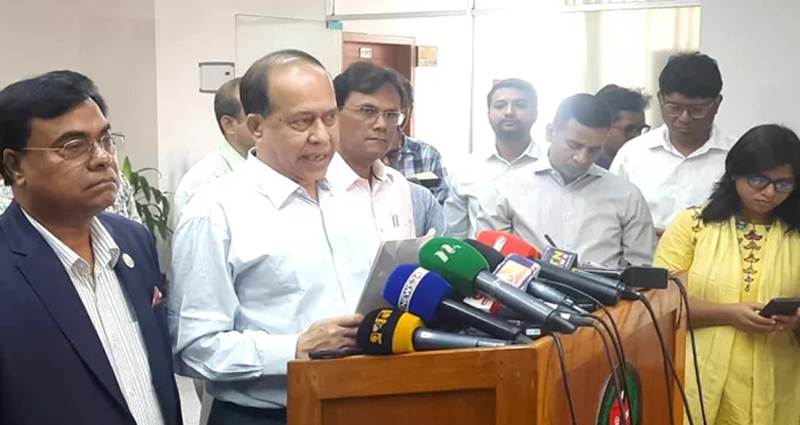 উপজেলা নির্বাচনে মন্ত্রী-এমপিরা প্রভাব বিস্তার করতে চাইলে তাৎক্ষণিক ব্যবস্থা: সিইসি