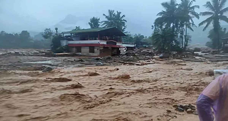 ভারতে ফের ভয়াবহ ট্রেন দুর্ঘটনা: ১৮ বগি লাইনচ্যুত, নিহত ২