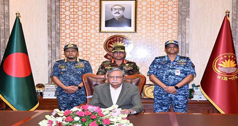 জাতীয় সংসদ বিলুপ্ত ঘোষণা করে খালেদা জিয়াকে মুক্তি দেয়া হয়েছে
