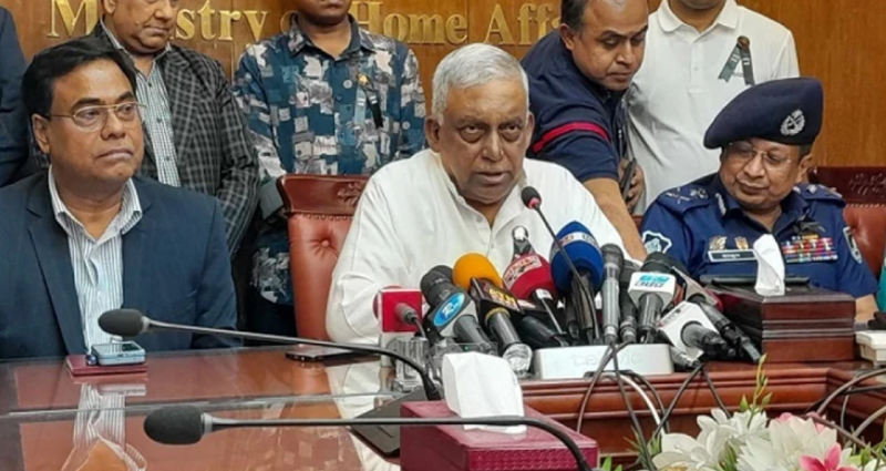 ‘প্রধানমন্ত্রী চাইলে’ পদত্যাগ করবেন স্বরাষ্ট্রমন্ত্রী