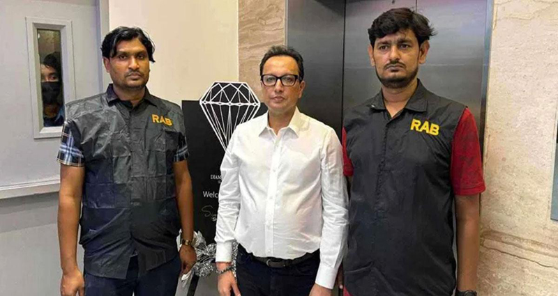 ডায়মন্ড ওয়ার্ল্ডের দিলীপ কুমার আগরওয়ালা গ্রেপ্তার