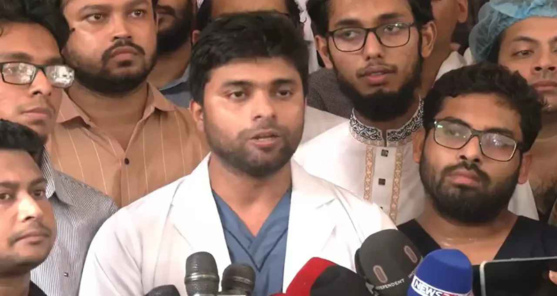 দেশের সব সরকারি-বেসরকারি হাসপাতালে চিকিৎসকদের ‌‌‌‘কমপ্লিট শাটডাউন’ ঘোষণা