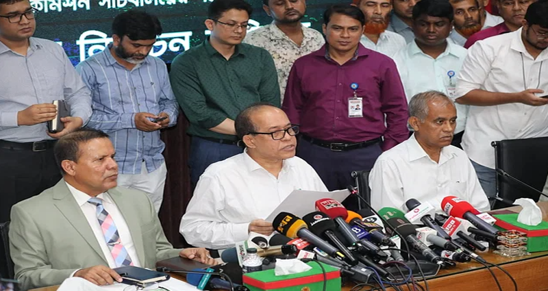 পদত্যাগের ঘোষণা দিলেন হাবিবুল আউয়ালের নেতৃত্বাধীন ইসি