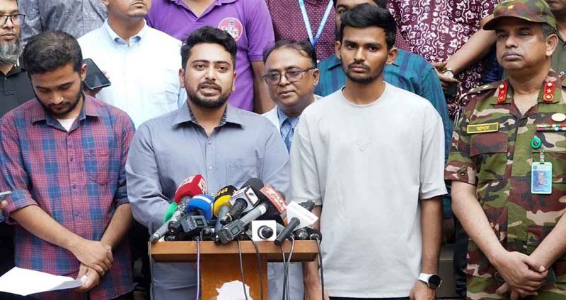 ফ্যাসিস্ট সরকারের গণহত্যায় সমর্থনকারী সাংবাদিকদেরও বিচার হবে: নাহিদ ইসলাম