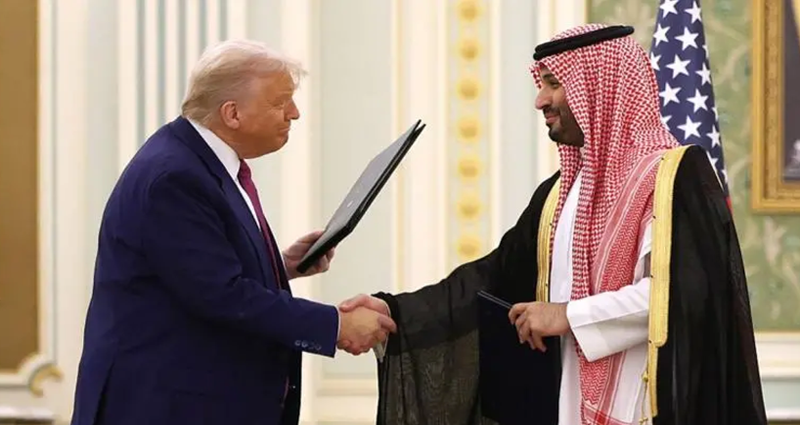 সৌদি আরবের সঙ্গে যুক্তরাষ্ট্রের ১৪২ বিলিয়ন ডলারের সমরাস্ত্র চুক্তি