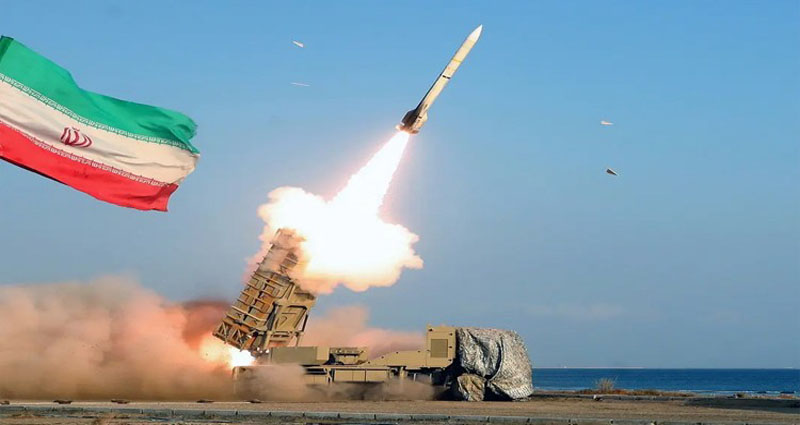 ১২০০ কিলোমিটার পাল্লার অত্যাধুনিক ব্যালিস্টিক ক্ষেপণাস্ত্র সামনে আনলো ইরান