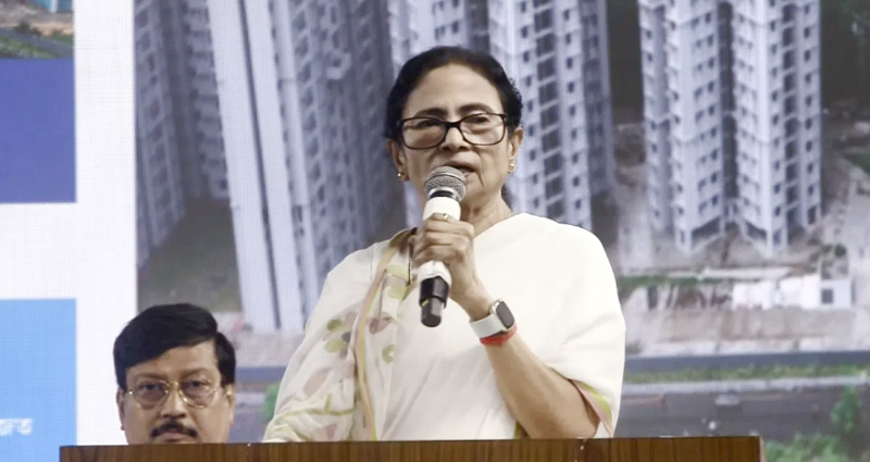 সরকারের পরোক্ষ মদদেই আ.লীগ নেতারা ‘অতিথি’ হিসেবে কলকাতায় আশ্রয় নিয়েছে : মমতা