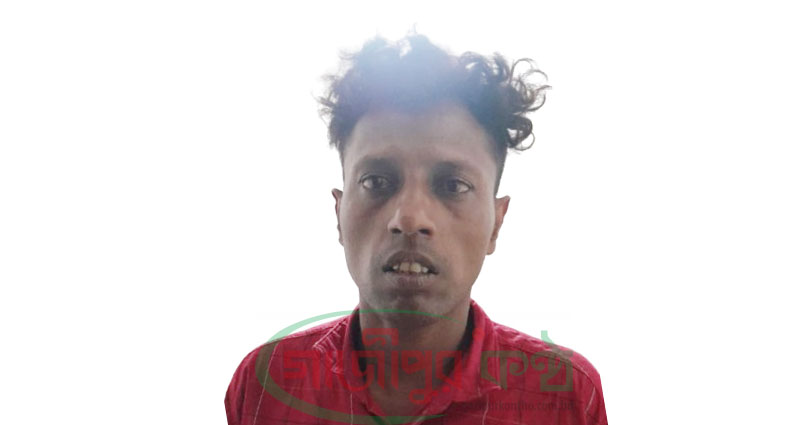 কালীগঞ্জে ৪০ লিটার মদসহ বিক্রেতা গ্রেপ্তার