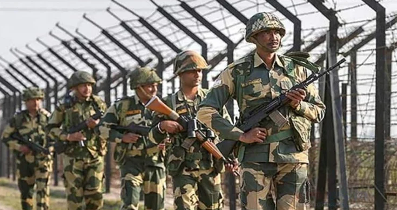 ভারতে অনুপ্রবেশকালে বাংলাদেশি পুলিশ কর্মকর্তা আটক