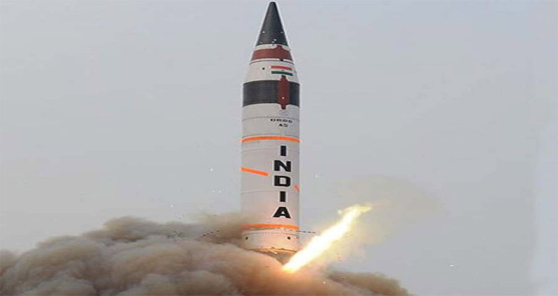 পাকিস্তানের হুমকির জবাবে অগ্নি-৫ ব্যালিস্টিক মিসাইল পরীক্ষা করল ভারত