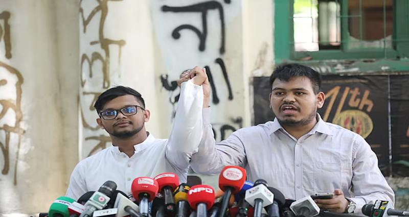 ডাকসুতে বাকেরকে সমর্থন দিয়ে সরে দাঁড়ালেন মাহিন