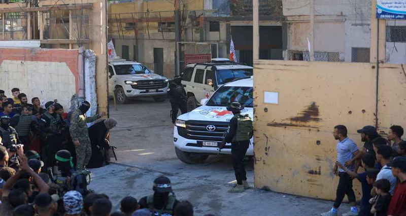 ইসরায়েলকে সহায়তা করায় ৩৩ জনের মৃত্যুদণ্ড 