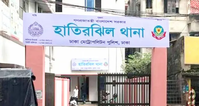 চাঁদাবাজির অভিযোগ নিয়ে থানায় খন্দকার দেলোয়ারের পুত্রবধূ