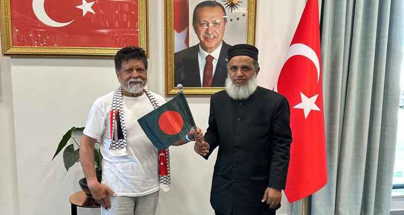 শনিবার দেশে ফিরছেন শহিদুল আলম