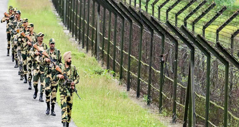 বাংলাদেশ সীমান্তে শক্তি বৃদ্ধি করছে ভারত