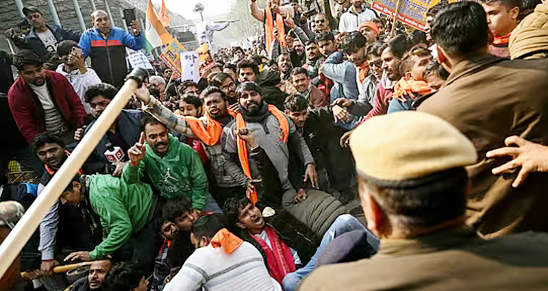 দিল্লি ও কলকাতায় বাংলাদেশ মিশনের বাইরে ফের বিক্ষোভ, উত্তেজনা