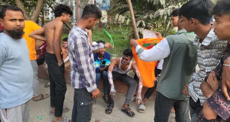 টঙ্গীতে বিএনপির মিছিলের গ্যাসবেলুন বিস্ফোরণ, দগ্ধ ২১
