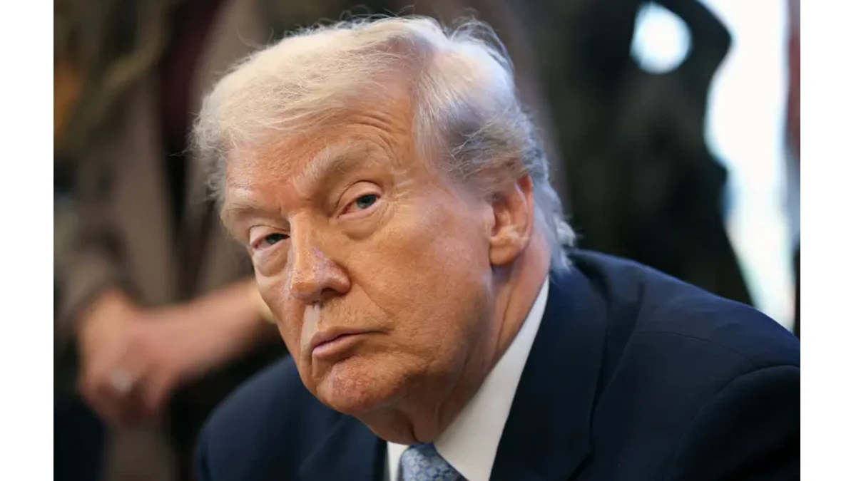 ‘নিজেদের তেল নিজেরাই সংগ্রহ করুন!’- ট্রাম্পের পোস্ট