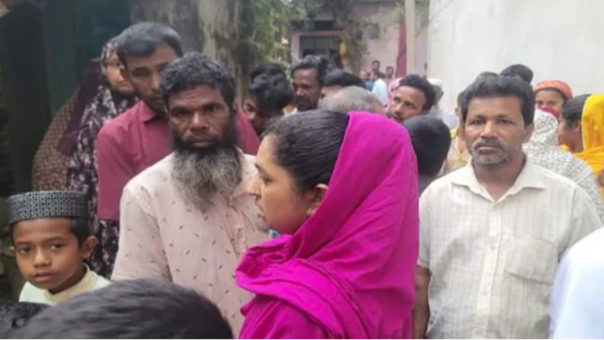 টঙ্গীতে ঘর থেকে ছেলের, রেললাইন থেকে বাবার লাশ উদ্ধার