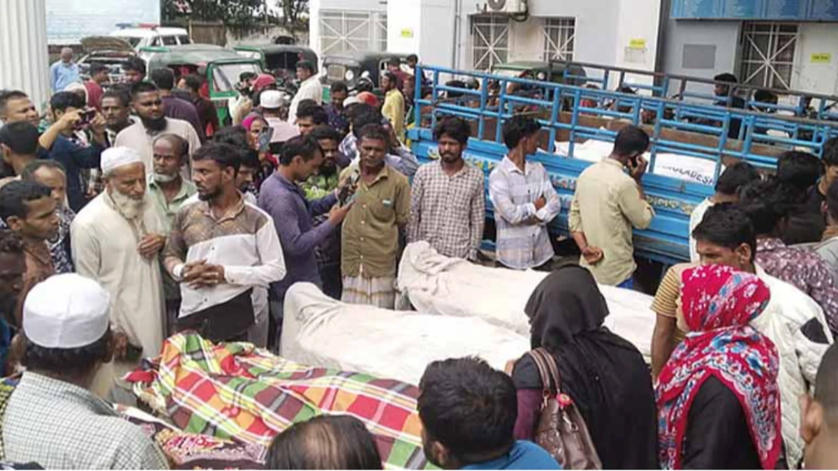সিলেটে ট্রাক ও পিক আপের সংঘর্ষে ৮ শ্রমিক নিহত